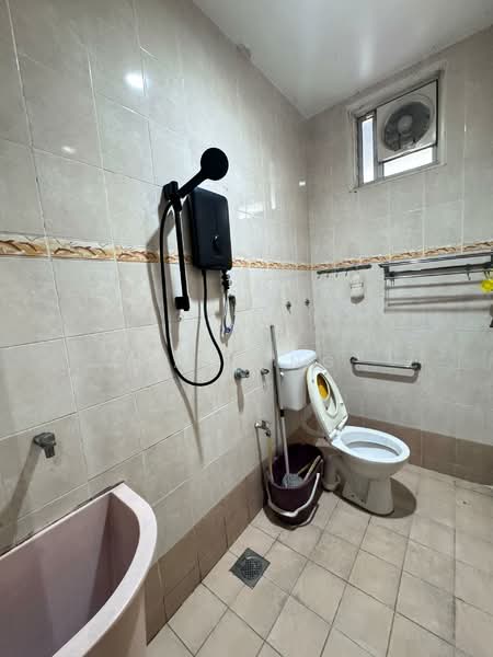 Rumah Teres 2 Tingkat untuk Dijual di Bandar Tasek Mutiara (Simpang Ampat) - Jane Ng - Bathroom - PropertyGuru.com.my