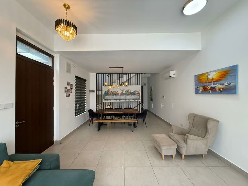 3-storey Terraced House for Rent in Cyberjaya (Selangor) - BILYA ARIFF - Living Room - PropertyGuru.com.my