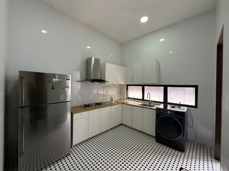 3-storey Terraced House for Rent in Cyberjaya (Selangor) - BILYA ARIFF - Kitchen - PropertyGuru.com.my