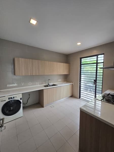 Rumah Berkembar untuk Disewa di Iskandar Puteri (Nusajaya) (Johor) - Yvonne Chong - Kitchen - PropertyGuru.com.my