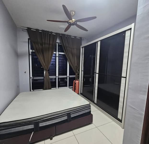 Servis Apartment untuk Dijual di Twin Danga Residence - Sin Yie - Bedroom - PropertyGuru.com.my
