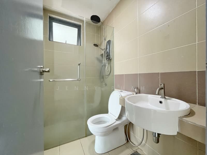 Service Residence for Rent at Amerin Residence - Jenny Puah - Bathroom - PropertyGuru.com.my