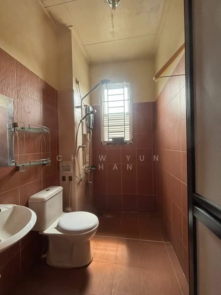 Cluster House for Sale in Johor Bahru (Johor) - Chew Yun Chan - Bathroom - PropertyGuru.com.my