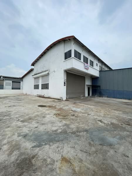 Kilang untuk Disewa di Kawasan Perindustrian Nilai 7 (Nilai) - Jin Yin Siew - Exterior - PropertyGuru.com.my
