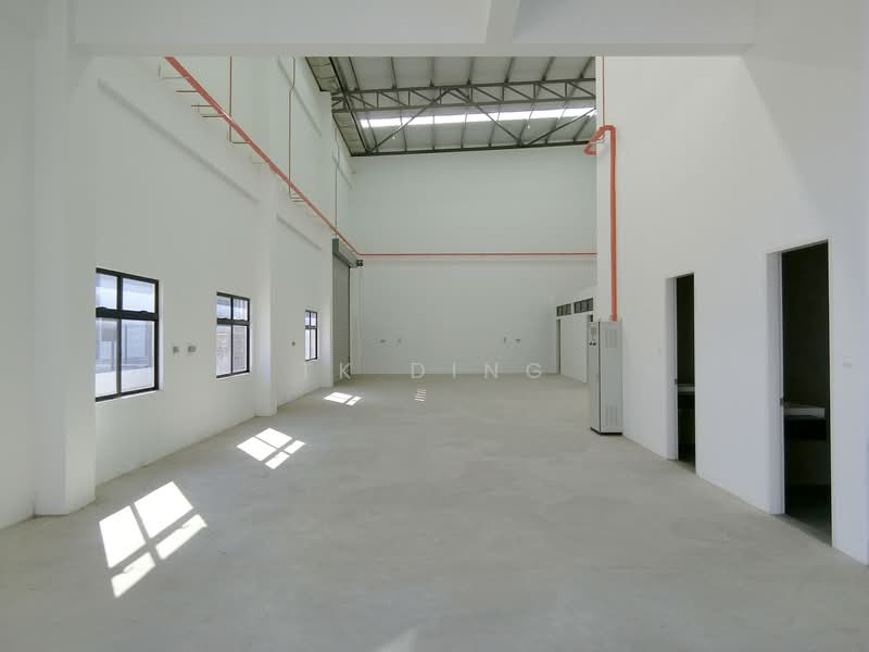 Factory for Rent in Senai (Kulai) - TK Ding - Interior - PropertyGuru.com.my