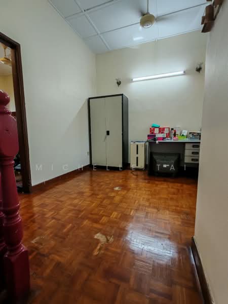 2-storey Terraced House for Sale in SS18 (Subang Jaya) - Michelle Tai - Study - PropertyGuru.com.my