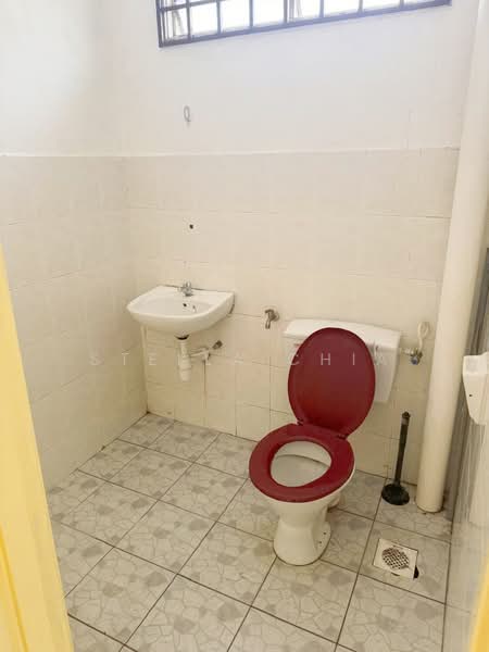 2-storey Terraced House for Rent in Skudai (Johor) - Stella Chia - Bathroom - PropertyGuru.com.my