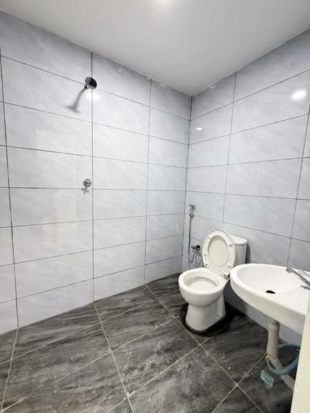 Rumah Teres 1 Tingkat untuk Dijual di Taman Ungku Tun Aminah (Skudai) - Sky Khoo - Bathroom - PropertyGuru.com.my