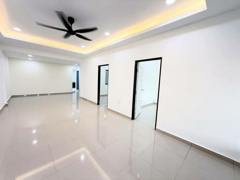 Rumah Teres 1 Tingkat untuk Dijual di Taman Ungku Tun Aminah (Skudai) - Sky Khoo - Living Room - PropertyGuru.com.my