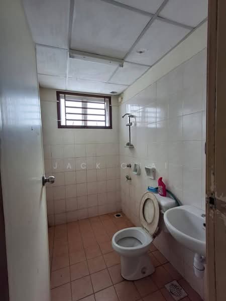 Service Residence for Sale at Nusa Perdana Apartment - Jack Chai - Bathroom - PropertyGuru.com.my