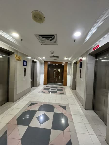 Office for Sale in Petaling Jaya (Selangor) - Yatt Husin - Corridor - PropertyGuru.com.my