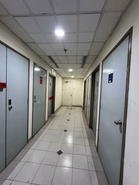 Office for Sale in Petaling Jaya (Selangor) - Yatt Husin - Corridor - PropertyGuru.com.my