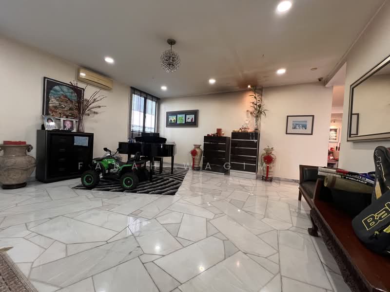Bungalow for Sale in Bukit Damansara (Damansara Heights) - Farah Wagimin - Living Room - PropertyGuru.com.my