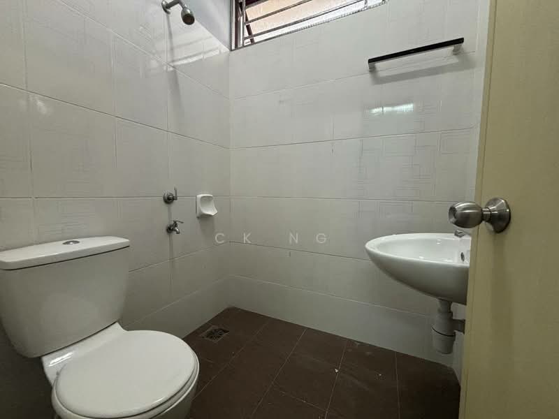 2-storey Terraced House for Sale in Skudai (Johor) - CK Ng - Bathroom - PropertyGuru.com.my
