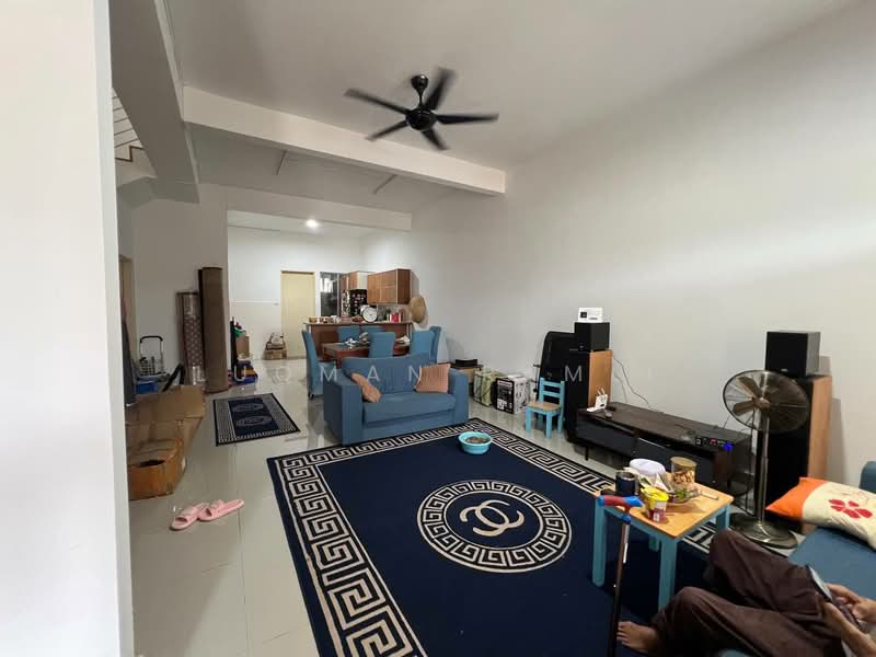 2-storey Terraced House for Sale in Ampang (Selangor) - Luqman Ramli - Living Room - PropertyGuru.com.my