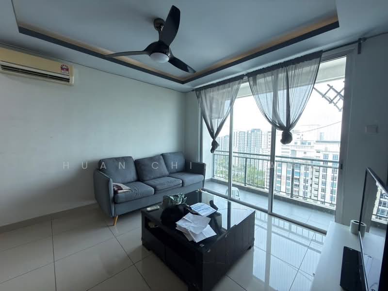 Servis Apartment untuk Dijual di D'Ambience Residences (Pangsapuri Ikatan Flora) - Huan Chin Siang - Living Room - PropertyGuru.com.my