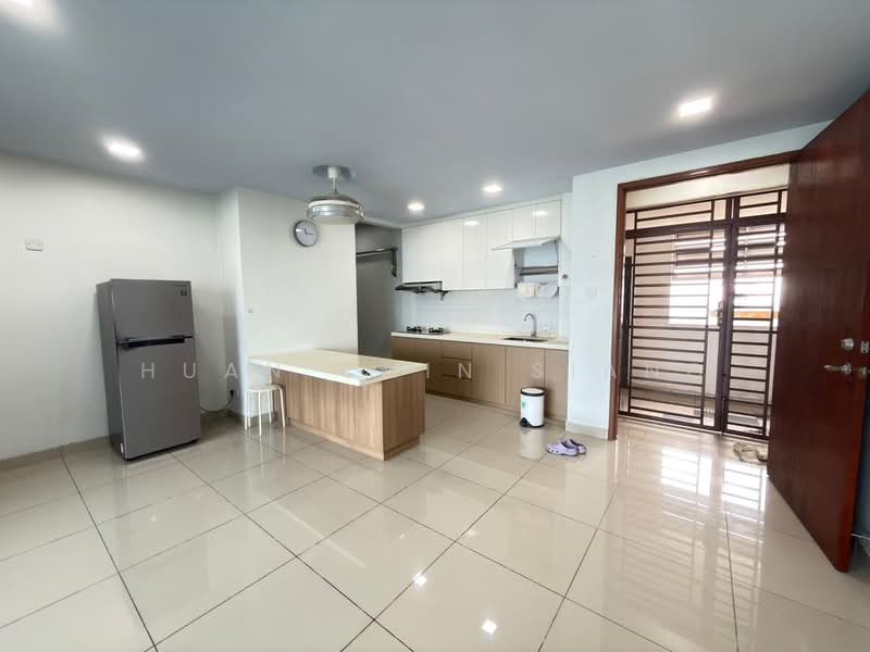 Servis Apartment untuk Dijual di D'Ambience Residences (Pangsapuri Ikatan Flora) - Huan Chin Siang - Kitchen - PropertyGuru.com.my