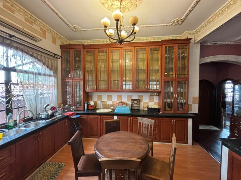 Bungalow for Sale in Taman Majidee (Johor Bahru) - JH Yap - Kitchen - PropertyGuru.com.my