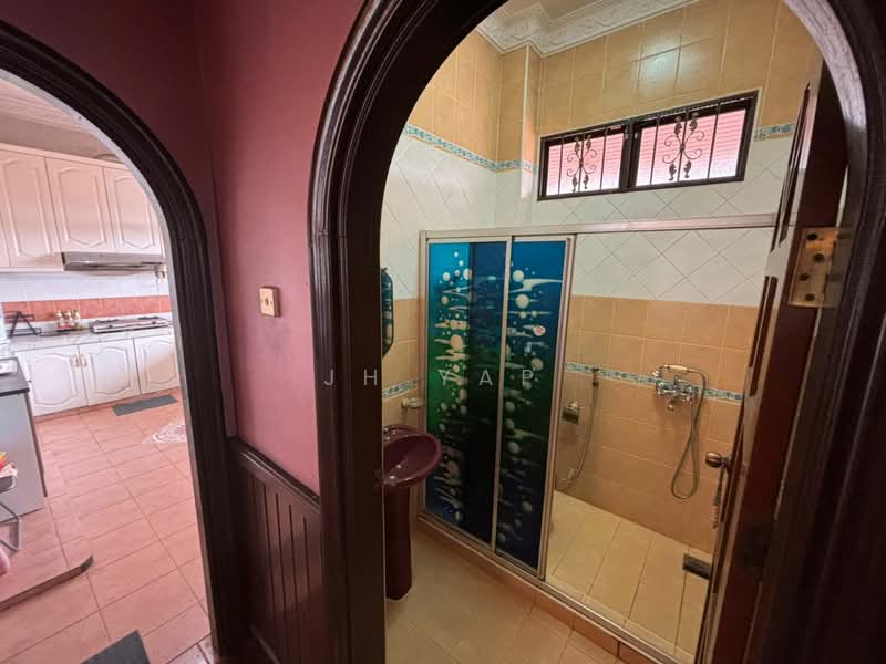 Bungalow for Sale in Taman Majidee (Johor Bahru) - JH Yap - Kitchen - PropertyGuru.com.my