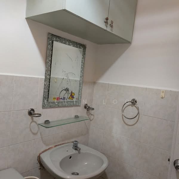 1-storey Terraced House for Sale in Taman Pelangi Indah (Ulu Tiram) - Eliin Loo - Bathroom - PropertyGuru.com.my