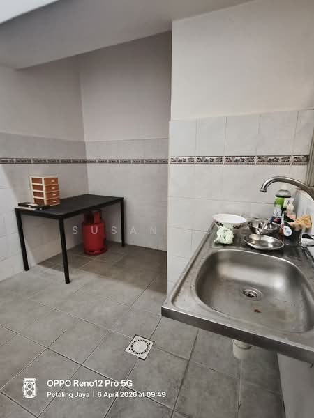 Condominium for Rent at Kelana Mahkota - Susan Foo - Kitchen - PropertyGuru.com.my