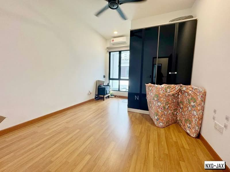 2-storey Terraced House for Sale in Bukit Raja (Selangor) - Lucas Ng - Bedroom - PropertyGuru.com.my