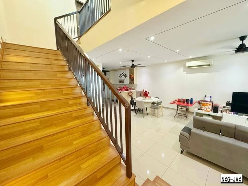 2-storey Terraced House for Sale in Bukit Raja (Selangor) - Lucas Ng - Living Room - PropertyGuru.com.my