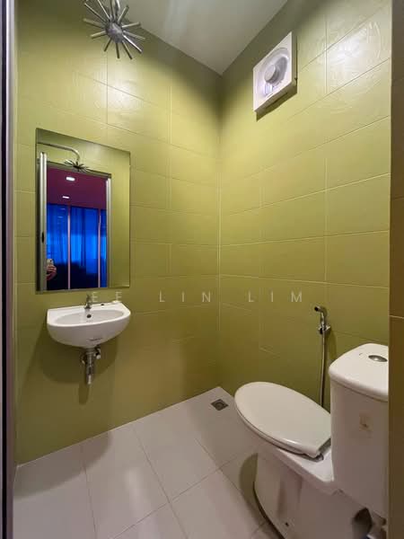 Shop / Office for Rent in George Town (Penang) - Ee Lin Lim - Bathroom - PropertyGuru.com.my