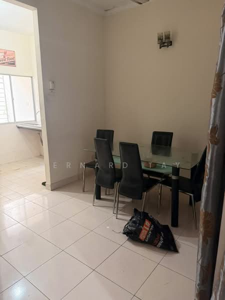2-storey Terraced House for Sale in Subang Jaya (Selangor) - Bernard Tay - Dining Room - PropertyGuru.com.my