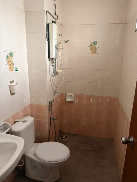 2-storey Terraced House for Sale in Subang Jaya (Selangor) - Bernard Tay - Bathroom - PropertyGuru.com.my