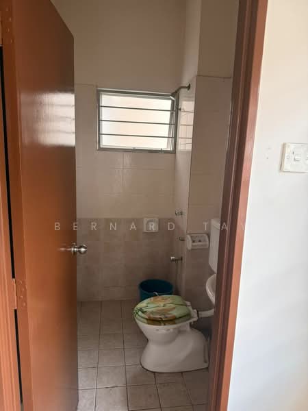 2-storey Terraced House for Sale in Subang Jaya (Selangor) - Bernard Tay - Bathroom - PropertyGuru.com.my