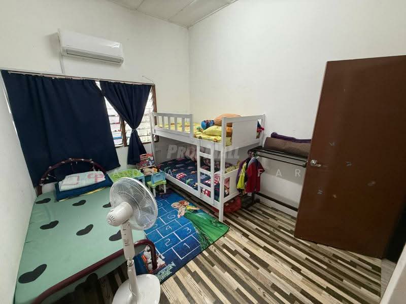 1-storey Terraced House for Sale in Taman Melawati (Ulu Kelang) - Nadia Jaafar - Bedroom - PropertyGuru.com.my