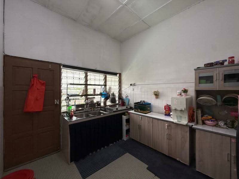 1-storey Terraced House for Sale in Taman Melawati (Ulu Kelang) - Nadia Jaafar - Kitchen - PropertyGuru.com.my