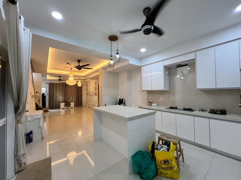 2-storey Terraced House for Sale in Cybersouth (Dengkil) - Gudrotullah Ikhwan - Living Room - PropertyGuru.com.my