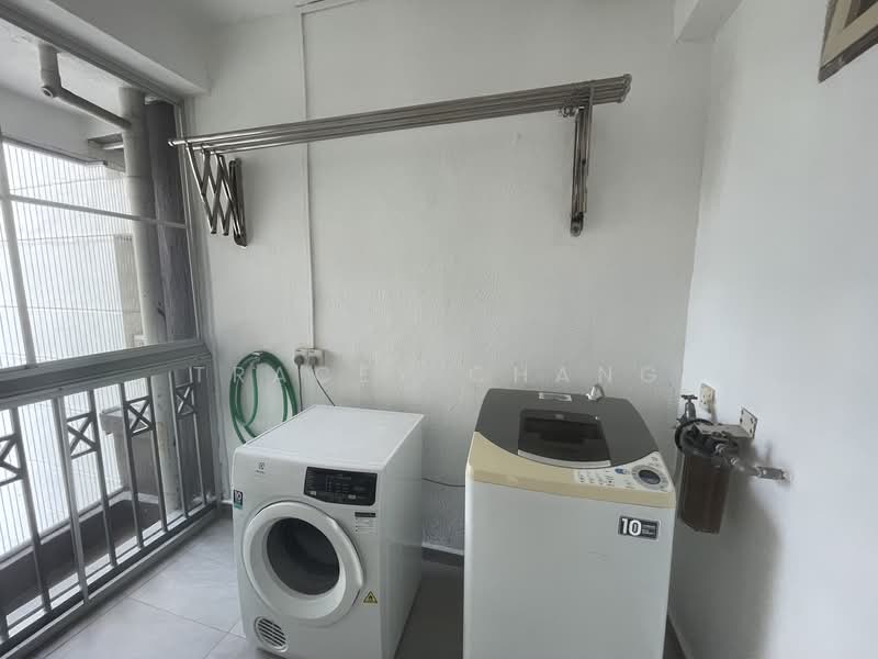 Kondominium untuk Disewa di Almaspuri - Tracey Chang - Balcony - PropertyGuru.com.my