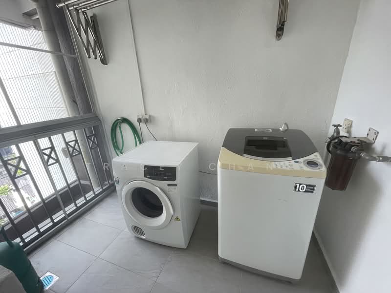 Kondominium untuk Disewa di Almaspuri - Tracey Chang - Balcony - PropertyGuru.com.my