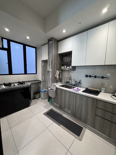Service Residence for Rent at Majestic Maxim - Eunice Tay - Kitchen - PropertyGuru.com.my