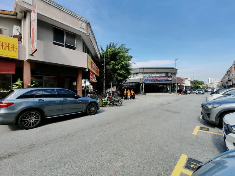 Shop for Rent in Puchong (Selangor) - Cecilia Chee - Exterior - PropertyGuru.com.my