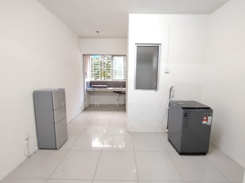 Condominium for Rent at Platinum Lake PV 15 - Yuen Shiang - Kitchen - PropertyGuru.com.my