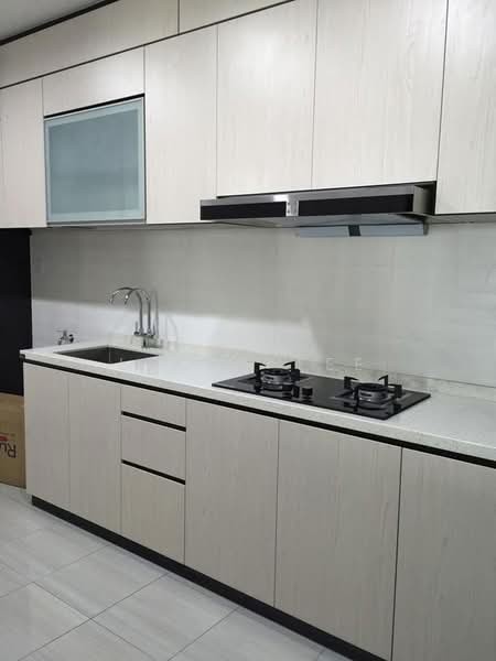 Service Residence for Sale at Nusa Perdana Apartment - Lucas Lee - Kitchen - PropertyGuru.com.my