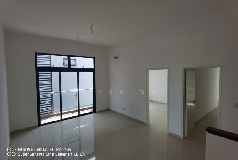Cluster House for Sale in Johor Bahru (Johor) - Sandra Gan - Living Room - PropertyGuru.com.my