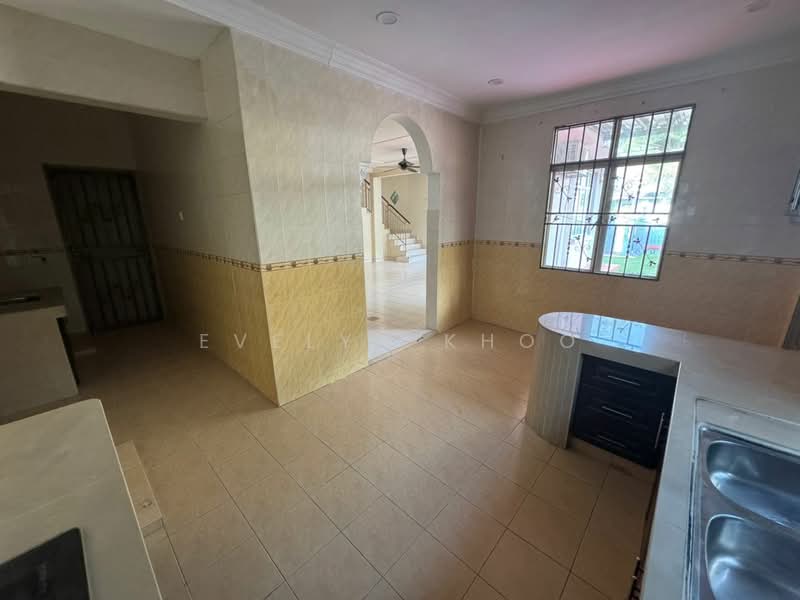 Semi-Detached House for Rent in Kota Emerald (Rawang) - Evelyn Khoo - Kitchen - PropertyGuru.com.my