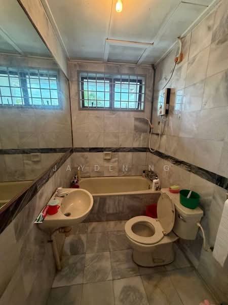 Rumah Teres 2 Tingkat untuk Dijual di Taman Sri Putri (Skudai) - Jayden Ng - Bathroom - PropertyGuru.com.my