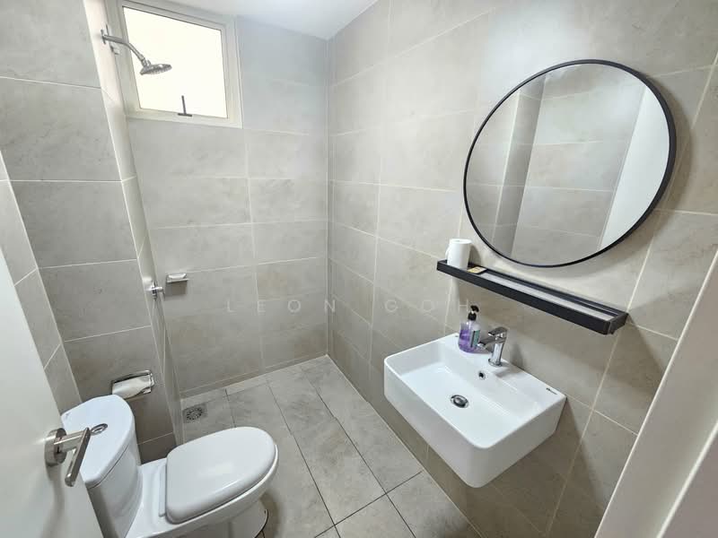 Servis Apartment untuk Disewa di Gravit8, Klang - Leon Goh - Bathroom - PropertyGuru.com.my