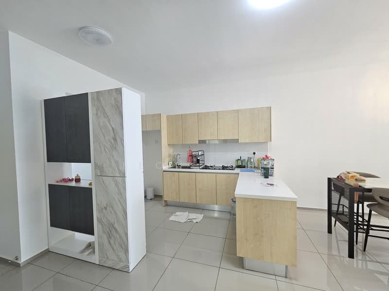 Servis Apartment untuk Disewa di Gravit8, Klang - Leon Goh - Kitchen - PropertyGuru.com.my