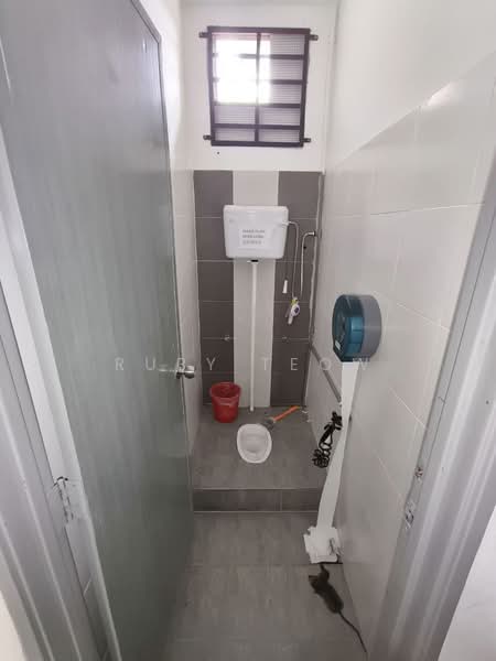 Shop / Office for Rent in Austin Heights (Tebrau) - Ruby Teow - Bathroom - PropertyGuru.com.my