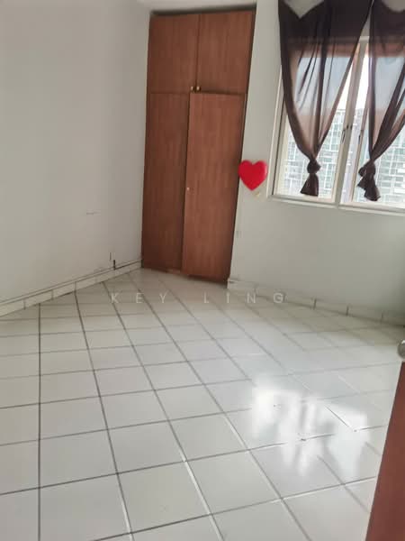 Condominium for Sale at Riana Green Condominium - Key Ling - Bedroom - PropertyGuru.com.my