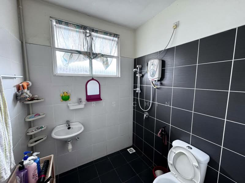 For Sale - Taman Universiti