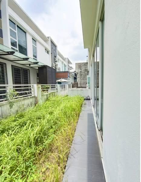 Cluster House for Sale in Taman Mount Austin (Tebrau) - Lucas Lee - PropertyGuru.com.my