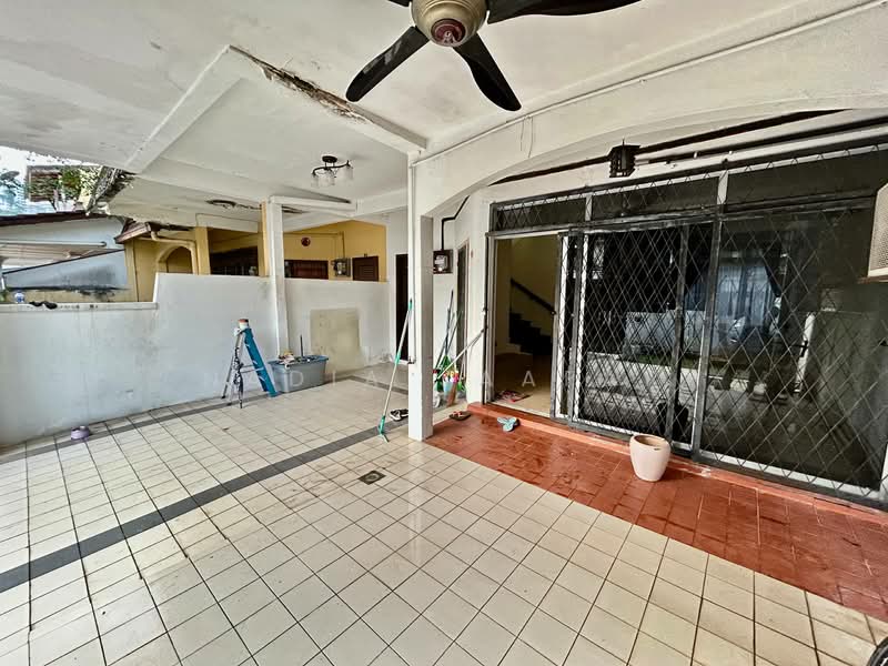 2-storey Terraced House for Rent in Ampang Jaya (Ampang) - Nadia Jaafar - Exterior - PropertyGuru.com.my